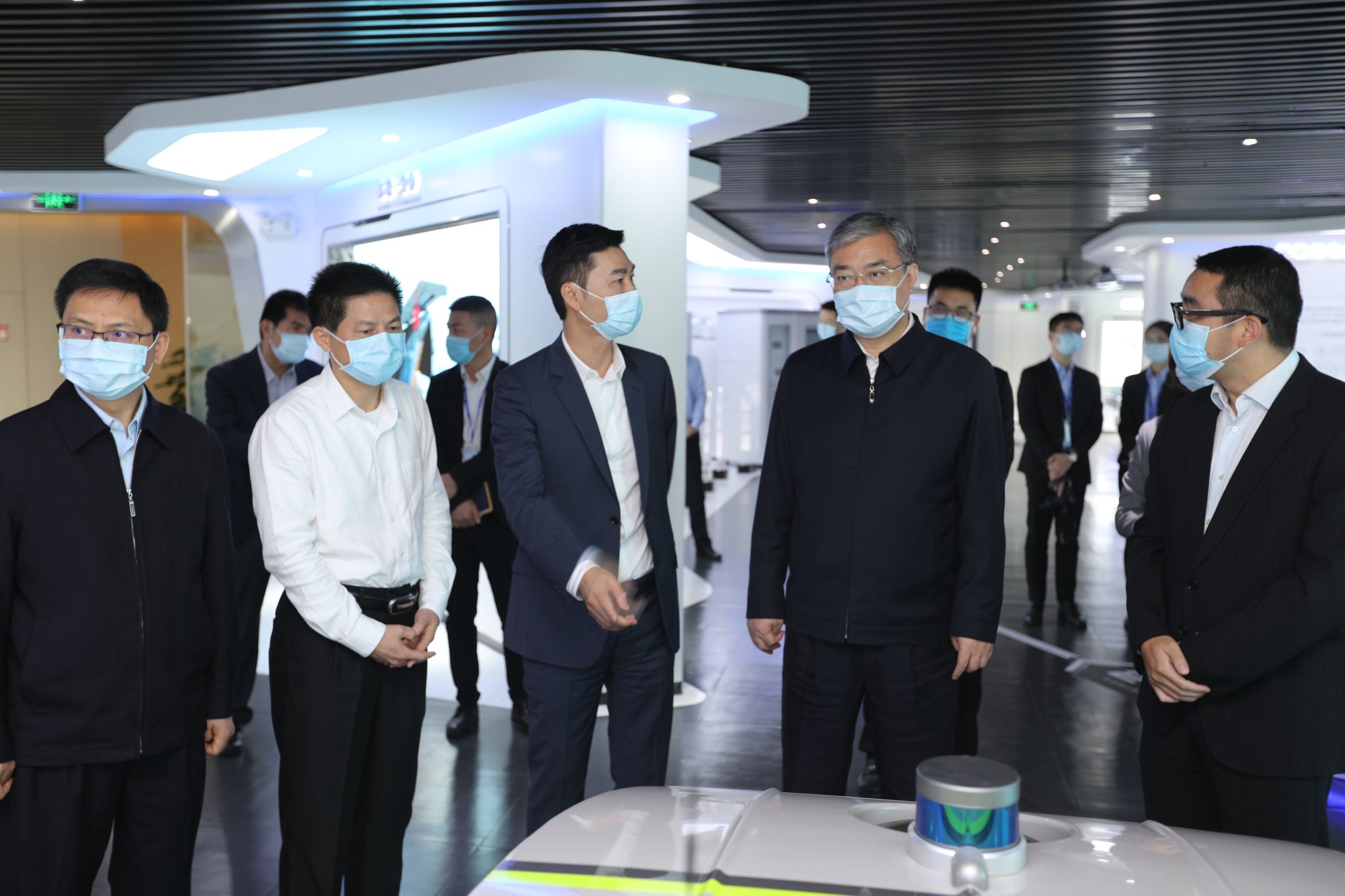 佛山市委書記魯毅調(diào)研盈峰環(huán)境，鼓勵企業(yè)再接再厲創(chuàng)新高